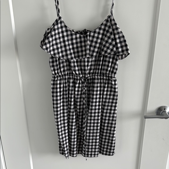 Express Gingham Ruffle Dress - Picture 2 of 4